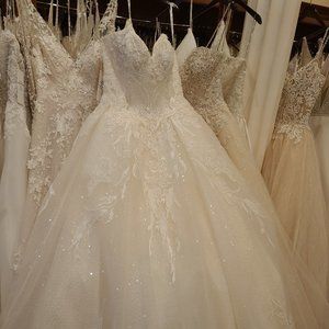 Maggie Sotero Wedding gown